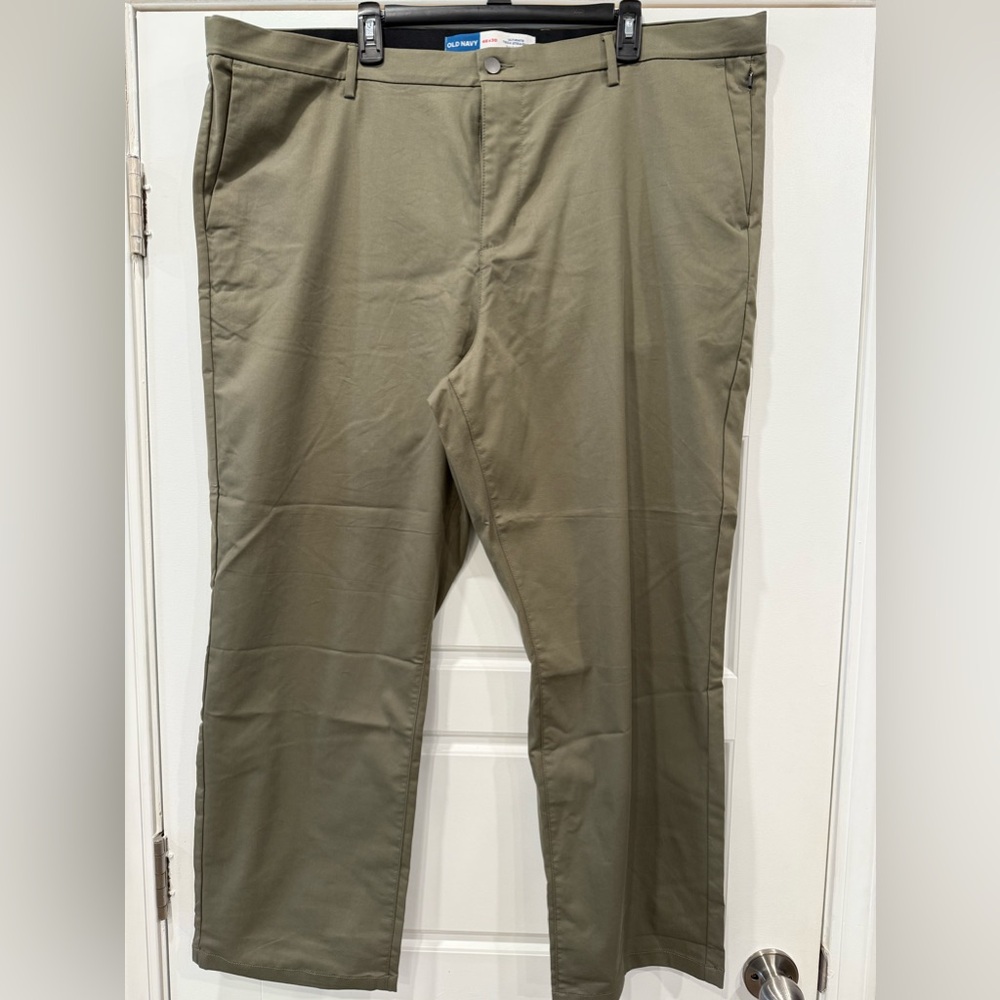 Men’s Old Navy dark green slacks 46x30